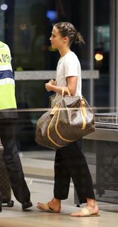 Alicia Vikander feet photo thumbnail