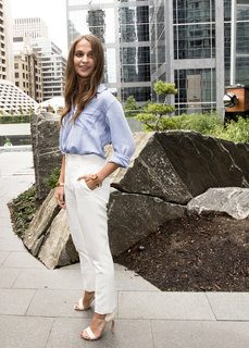 Alicia Vikander feet photo thumbnail