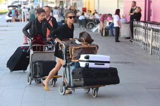 Alicia Vikander feet photo thumbnail