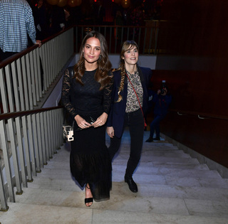 Alicia Vikander feet photo thumbnail