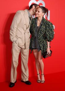 Alicia Vikander feet photo thumbnail