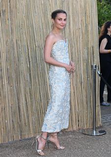 Alicia Vikander feet photo thumbnail