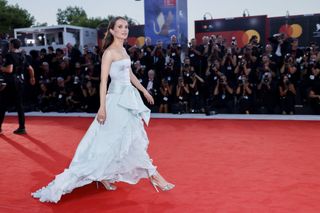 Alicia Vikander feet photo 1