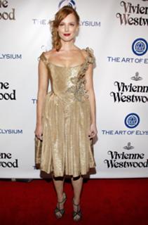 Alicia Witt feet photo thumbnail