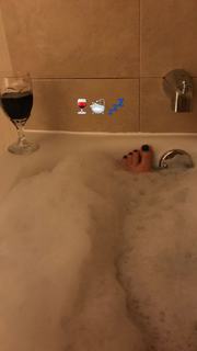 Alicia Witt feet photo thumbnail