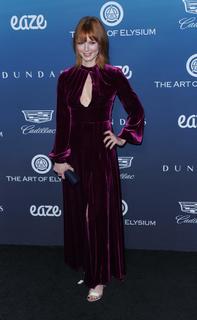 Alicia Witt feet photo thumbnail