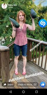 Alicia Witt feet photo thumbnail