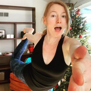 Alicia Witt feet photo thumbnail