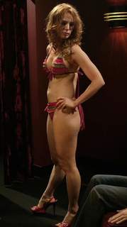 Alicia Witt feet photo thumbnail