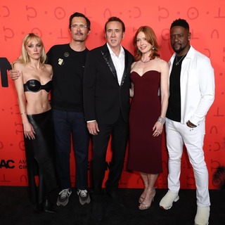 Alicia Witt feet photo thumbnail