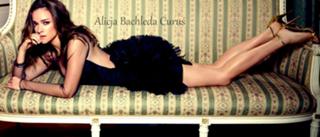 Alicja Bachleda feet photo 12