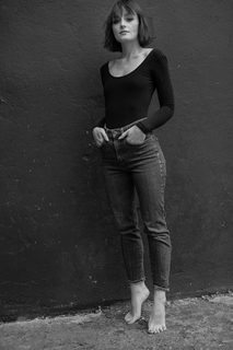 Alicja Czerniewicz feet photo 3