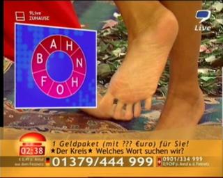 Alida-Nadine Kurras feet photo 10