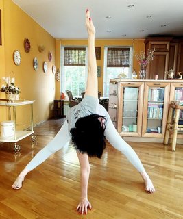 Alika Smekhova feet photo 7