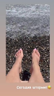 Alika Smekhova feet photo 2