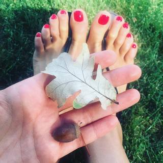 Alina Astrovskaya feet photo 19