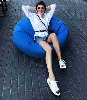 Alina Astrovskaya feet photo 6