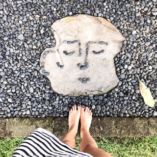 Alina Astrovskaya feet photo 5