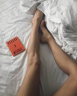Alina Astrovskaya feet photo 19