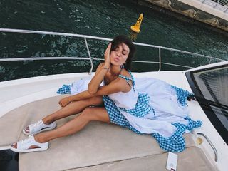 Alina Astrovskaya feet photo 16