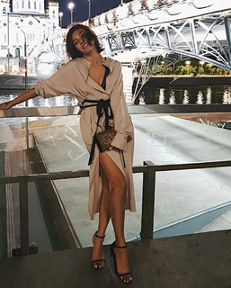Alina Astrovskaya feet photo 14