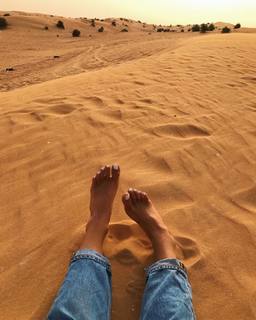 Alina Astrovskaya feet photo 1