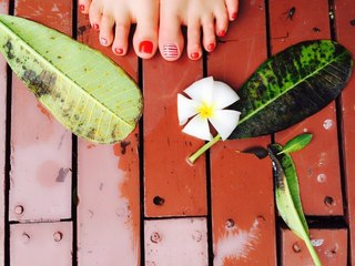 Alina Astrovskaya feet photo 7