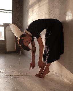 Alina Astrovskaya feet photo 2