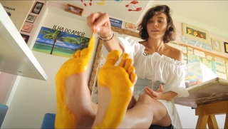 Alina Astrovskaya feet photo 17