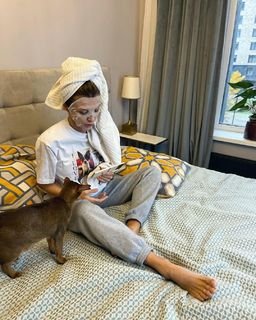 Alina Astrovskaya feet photo 17