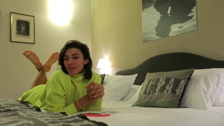 Alina Astrovskaya feet photo 3