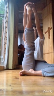 Alina Astrovskaya feet photo 15