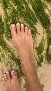 Alina Astrovskaya feet photo 8
