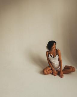 Alina Astrovskaya feet photo 19
