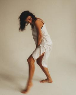Alina Astrovskaya feet photo 17