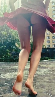 Alina Astrovskaya feet photo 6