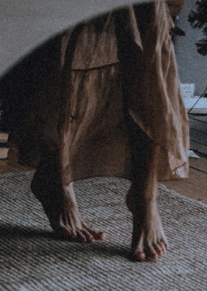 Alina Astrovskaya feet photo 11