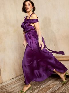 Alina Astrovskaya feet photo 10