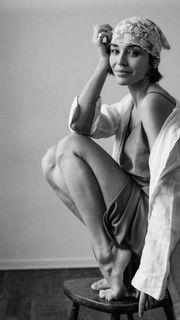 Alina Astrovskaya feet photo 13