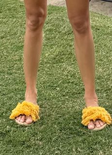 Alina Astrovskaya feet photo 16