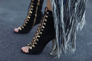 Alina Ceusan feet photo 2