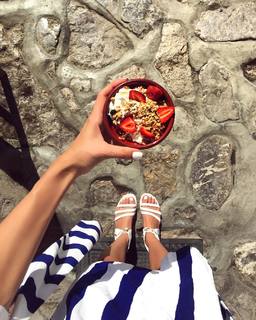 Alina Ceusan feet photo 11