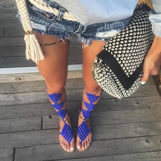 Alina Ceusan feet photo 10