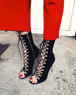 Alina Ceusan feet photo 20