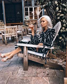 Alina Ceusan feet photo 3