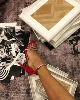 Alina Ceusan feet photo 8
