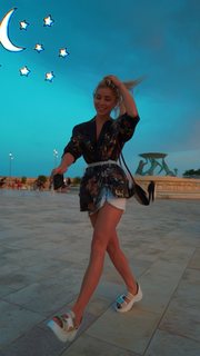 Alina Ceusan feet photo 3