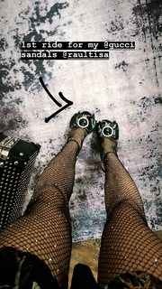 Alina Ceusan feet photo 2