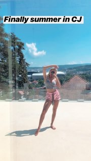 Alina Ceusan feet photo 16