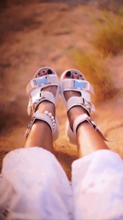 Alina Ceusan feet photo 17